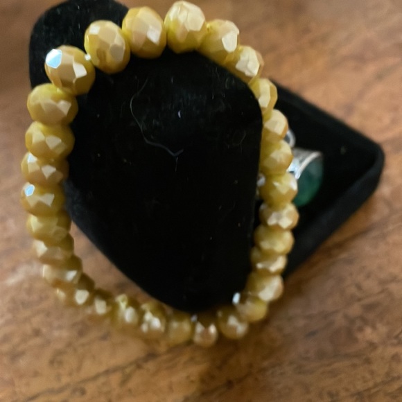 Shimmering Yellow Bracelet - Picture 2 of 2